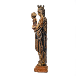 Vierge &agrave; l&rsquo;Enfant en noyer sculpt&eacute; et polychrom&eacute; avec traces de dorure, Frandres, 17&egrave;me