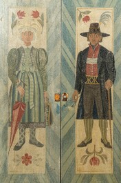 Vier vermoedelijk Duitse polychrome houten panelen met diverse personages, 19/20e eeuw