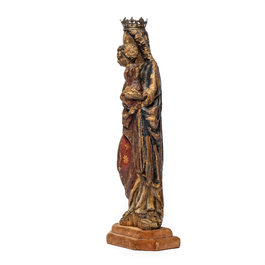 Vierge &agrave; l&rsquo;Enfant en noyer sculpt&eacute; et polychrom&eacute; avec traces de dorure, Frandres, 17&egrave;me