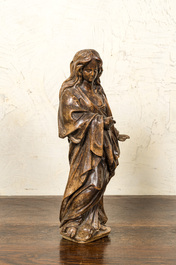 Marie Madeleine en noyer sculpt&eacute;, 17&egrave;me