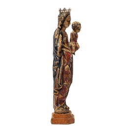 Vierge &agrave; l&rsquo;Enfant en noyer sculpt&eacute; et polychrom&eacute; avec traces de dorure, Frandres, 17&egrave;me