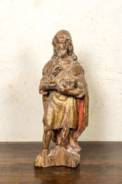 Saint Jean-Baptiste portant l'agneau en noyer sculpt&eacute;, polychrom&eacute; et dor&eacute;, milieu du 16&egrave;me