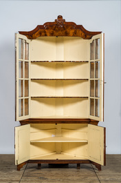 A German rootwood veneer display cabinet, 18th C.