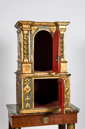 Un tabernacle en deux parties en bois dor&eacute; et polychrome, 18&egrave;me