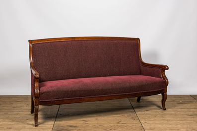 A mahogany Directoire style salon consisting of a sofa and two armchairs, ca. 1900