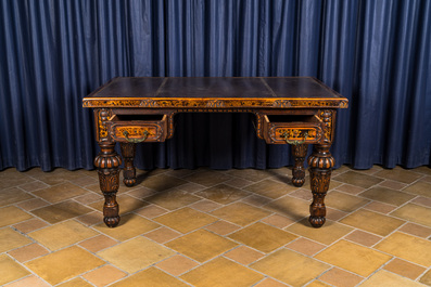 A tortoiseshell veneered and leather-topped wooden desk, 19/20th C.