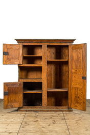 A rural polychrome wooden cupboard, 18/19th C.