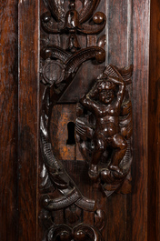 A rosewood two-door cupboard, 18/19th C.