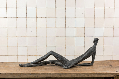 Andr&eacute; Fricx (1928): Reclining nude, patinated bronze, 20th C.