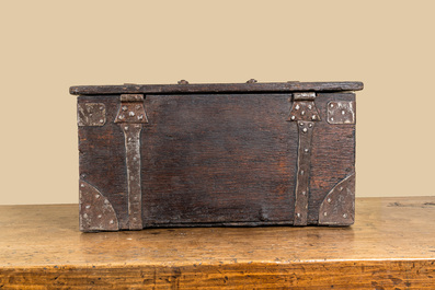 A wrought iron-mounted wooden box, 17/18th C.