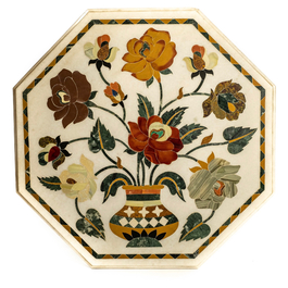 A pietra dura table on ebonised wooden tripod foot, 20th C.