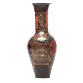A large Japanese lacquered porcelain vase, Meiji, 19th C.