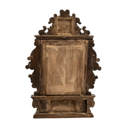 Huisaltaar in polychroom en verguld hout met de Heilige Familie, Itali&euml; of Spanje, 17e eeuw