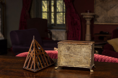 A patinated wooden miniature commode and a maquette for a roof, 19th C.