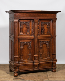 A Dutch oak wooden four-door cupboard, 17th C.