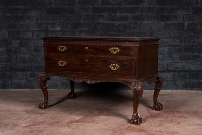 An English mahogany lowboy with two drawers, 19th C.