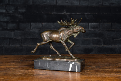 Erich Saalmann: Moose, patinated bronze on a marble base, 2nd quarter 20th C.