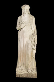 Grande statue de jardin figurant une femme d'apr&egrave;s les antiques, 20&egrave;me