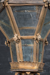 Een deels vergulde bronzen lantaarn, 19/20e eeuw