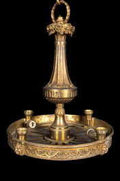 A neoclassical gilt bronze chandelier, 19/20th C.