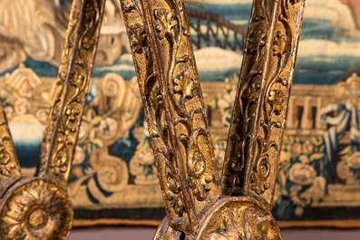 A rare possibly Venetian gilded wooden lectern, a so called: 'Leggio a forbice', 17th C.