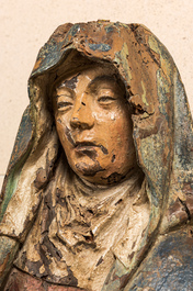Importante Vierge de Piti&eacute; en noyer sculpt&eacute; et polychrom&eacute;, 1&egrave;re moiti&eacute; du 16&egrave;me