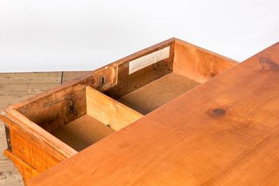 A German wooden payment table, 19/20th C.