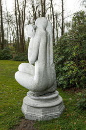 Paul Baeke (Gent, 1927-Fernelmont, 2010): 'Eva', imposante grote sculptuur in serizzo marmer