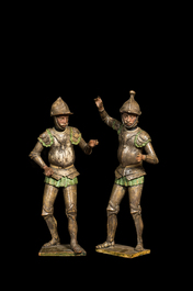 Een paar polychrome grenenhouten Romeinse soldaten, wellicht Duitsland, 19e eeuw
