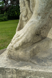 Grand groupe d'ext&eacute;rieur en pierre calcaire sculpt&eacute;e figurant Pan et Eros, 19/20&egrave;me