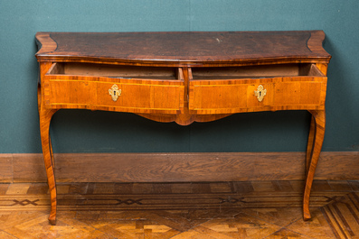 A French mahogany and burl wood veneered writing desk, late 18th C.