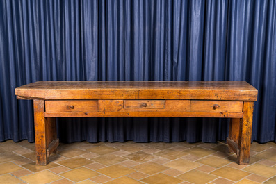 A walnut console table with three drawers, 19/20th C.