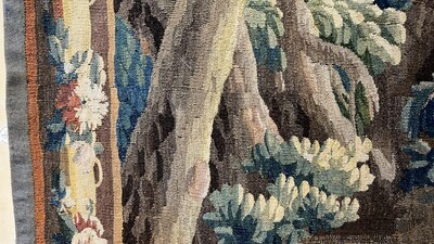 A French Aubusson tapestry depicting 'La main chaude' after Jean-Baptiste Huet, 18th C.