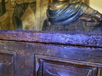 A gothic walnut coffer with linenfold panels, 2nd half 15th C.