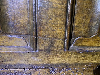 A gothic walnut coffer with linenfold panels, 2nd half 15th C.