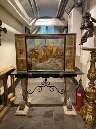 Een neogotisch kabinet op voet met decor van de Slag bij Sluis, 20e eeuw