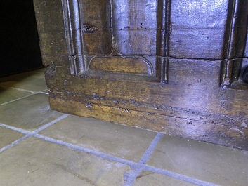 A gothic walnut coffer with linenfold panels, 2nd half 15th C.