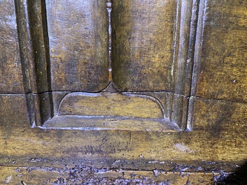 A gothic walnut coffer with linenfold panels, 2nd half 15th C.