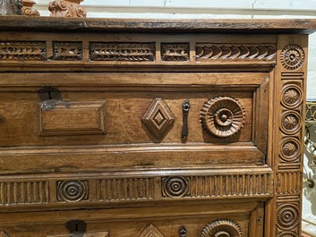 A Spanish walnut chest of drawers, 17th C.