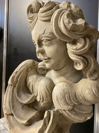 Paire de bustes d'anges en pierre calcaire sur socle en m&eacute;tal, France, 18&egrave;me