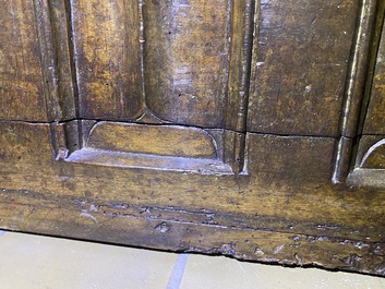 A gothic walnut coffer with linenfold panels, 2nd half 15th C.