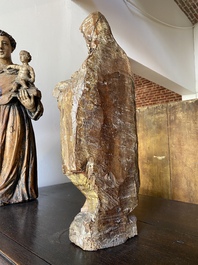 Saint Jean-Baptiste portant l'agneau en noyer sculpt&eacute;, polychrom&eacute; et dor&eacute;, milieu du 16&egrave;me