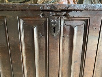 A gothic walnut coffer with linenfold panels, 2nd half 15th C.