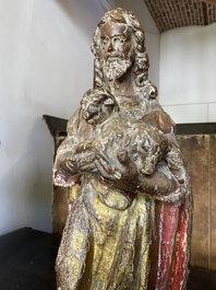 Saint Jean-Baptiste portant l'agneau en noyer sculpt&eacute;, polychrom&eacute; et dor&eacute;, milieu du 16&egrave;me