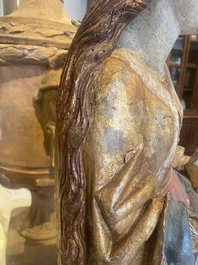 Sainte reine en tilleul sculpt&eacute;, polychrom&eacute; et dor&eacute;, Allemagne du sud ou Salzbourg, d&eacute;but du 16&egrave;me