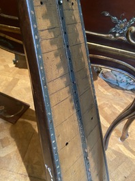 Une harpe en bois partiellement dor&eacute;, probablement France, 18/19&egrave;me