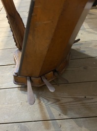 Een gesculpteerde houten pedaalharp, wellicht Frankijk, 19e eeuw