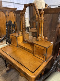 An oak wooden, burl wood veneered and ebonised wooden dressing table, 19th C.