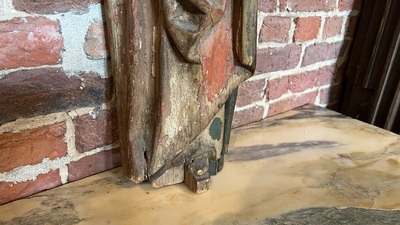 Een Duitse polychrome lindenhouten Sint-Odilia met een kelk, Midden-Rijngebied, begin 16e eeuw