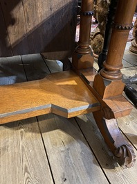 An oak wooden, burl wood veneered and ebonised wooden dressing table, 19th C.